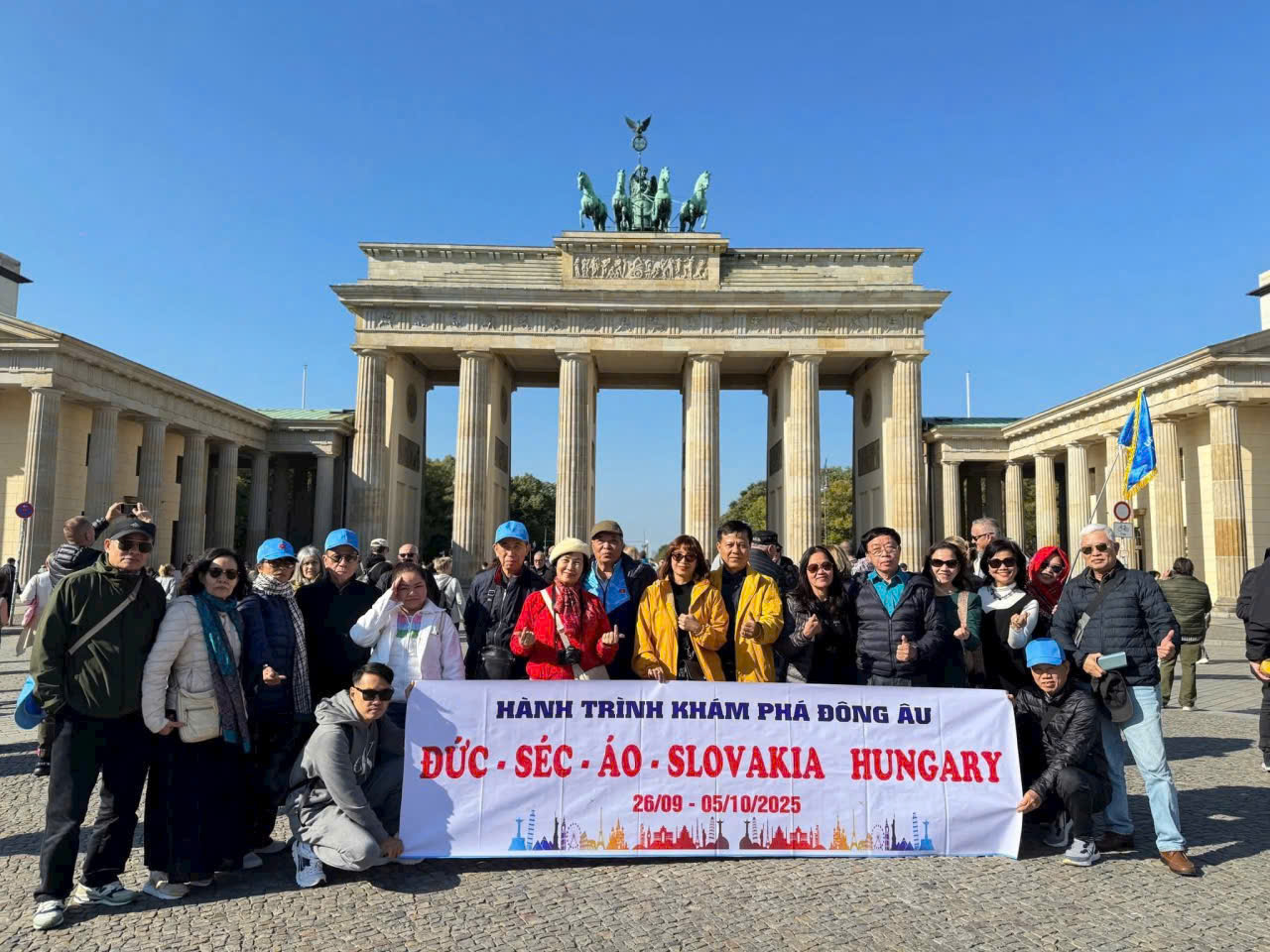 z7368818991913_9464886335fba9f0a892d69081ad923f